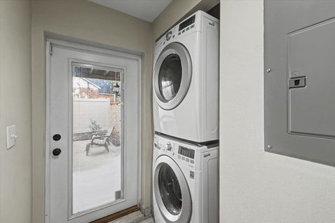 Tiny photo for 205 N MERIDIAN Street, Tallahassee, FL 32301 (MLS # 396382)