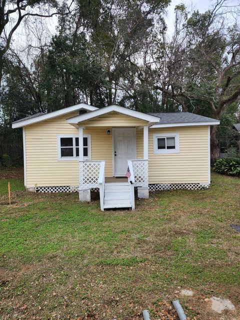 Tiny photo for 1625 Old Bainbridge Road, Tallahassee, FL 32303 (MLS # 395496)