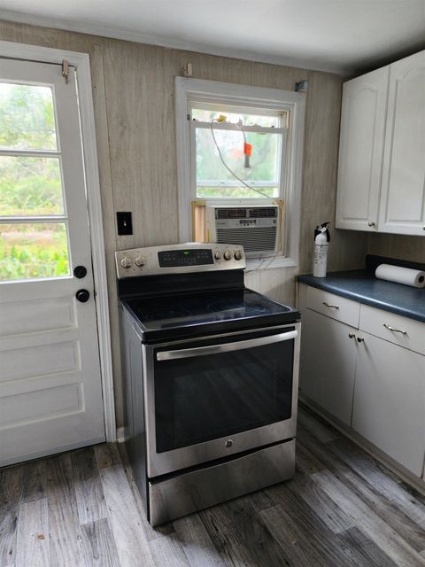 Tiny photo for 1625 Old Bainbridge Road, Tallahassee, FL 32303 (MLS # 395496)