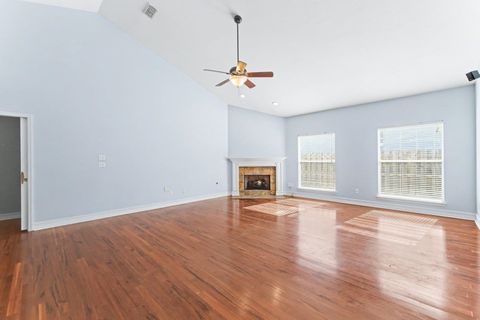 Tiny photo for 215 Waynard Way, Tallahassee, FL 32317 (MLS # 394808)