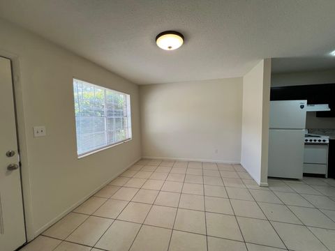 Tiny photo for 411 W 5TH Avenue #A-4, Tallahassee, FL 32303 (MLS # 397048)