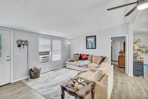 Tiny photo for 1164 Oaklands Plantation Road, Monticello, FL 32344 (MLS # 399174)