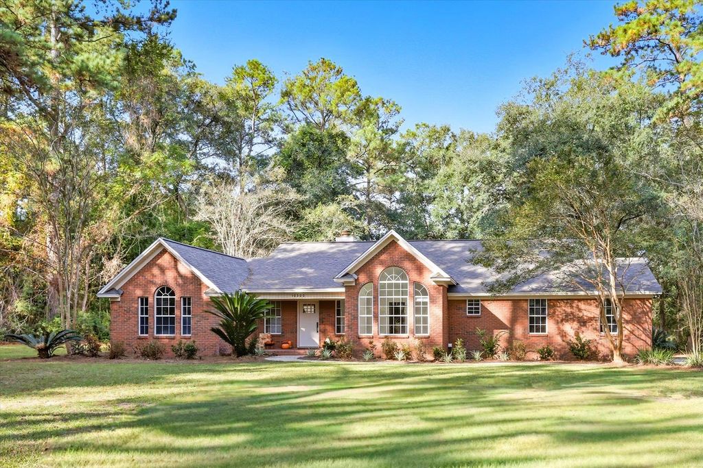 Photo of 10500 Lake Iamonia Drive, Tallahassee, FL 32312 (MLS # 392282)