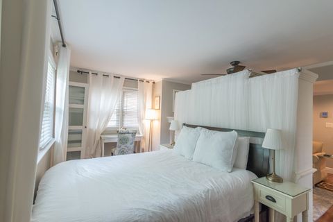 Tiny photo for 320 S Franklin Boulevard, Tallahassee, FL 32301 (MLS # 392399)