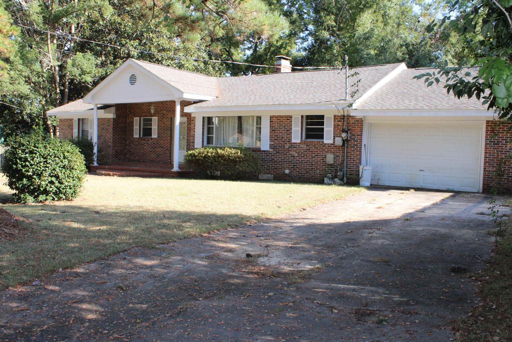 Photo of 1513 Live Oak Street, Quincy, FL 32351 (MLS # 391485)