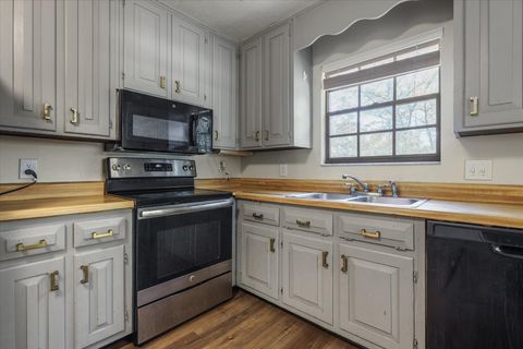 Tiny photo for 4421 W Shannon Lakes Drive, Tallahassee, FL 32309 (MLS # 393991)