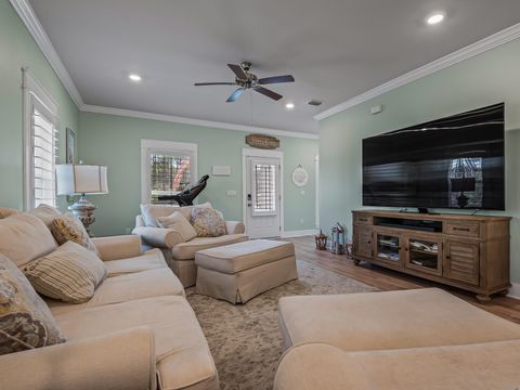 Tiny photo for 122 Treehouse Circle, St Teresa, FL 32358 (MLS # 399073)