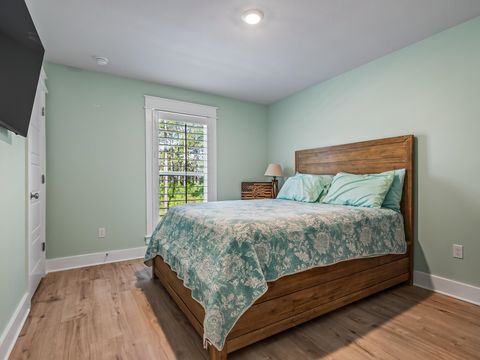 Tiny photo for 122 Treehouse Circle, St Teresa, FL 32358 (MLS # 399073)