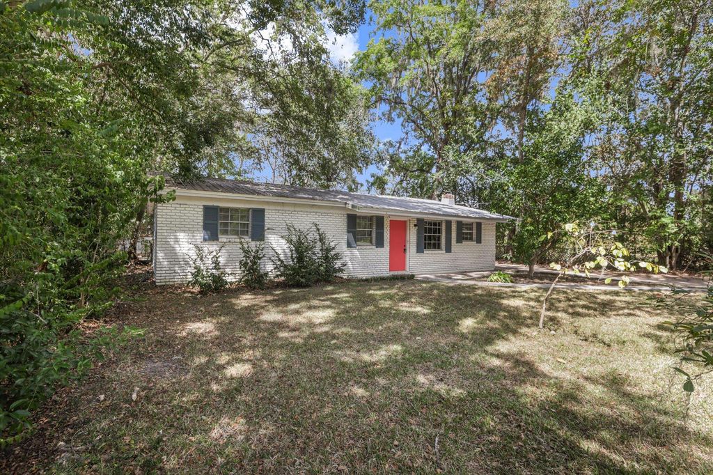 Photo of 2032 Harriet Drive, Tallahassee, FL 32303 (MLS # 391349)