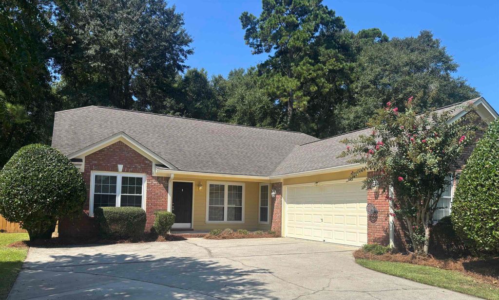 Photo of 163 Sugar Plum Drive, Tallahassee, FL 32312 (MLS # 394007)