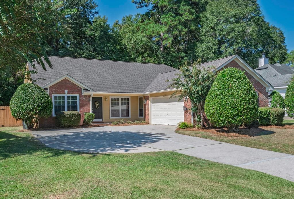 Photo of 163 Sugar Plum Drive, Tallahassee, FL 32312 (MLS # 394007)