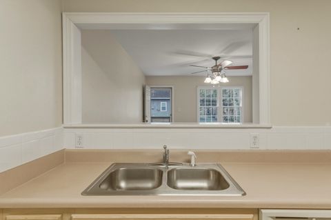 Tiny photo for 710 Reid Street, Tallahassee, FL 32303 (MLS # 394905)