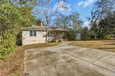 Tiny photo for 710 Reid Street, Tallahassee, FL 32303 (MLS # 394905)