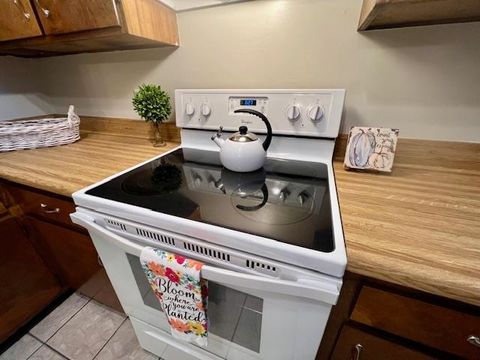Tiny photo for 3707 CARACUS Court, Tallahassee, FL 32303 (MLS # 392222)