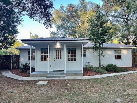 Tiny photo for 3707 CARACUS Court, Tallahassee, FL 32303 (MLS # 392222)
