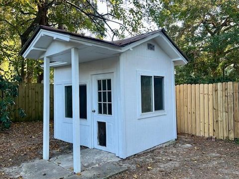 Tiny photo for 3707 CARACUS Court, Tallahassee, FL 32303 (MLS # 392222)