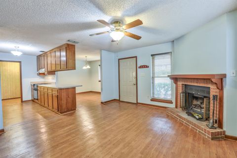 Tiny photo for 1609 Willow Bend Way #A, Tallahassee, FL 32301 (MLS # 402176)