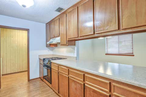 Tiny photo for 1609 Willow Bend Way #A, Tallahassee, FL 32301 (MLS # 402176)