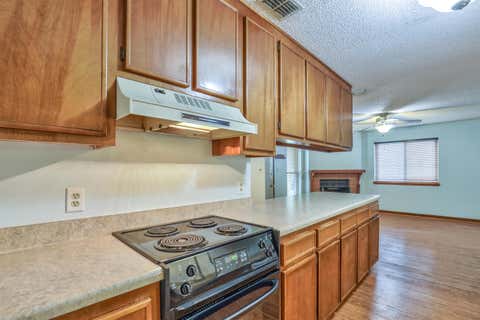 Tiny photo for 1609 Willow Bend Way #A, Tallahassee, FL 32301 (MLS # 402176)