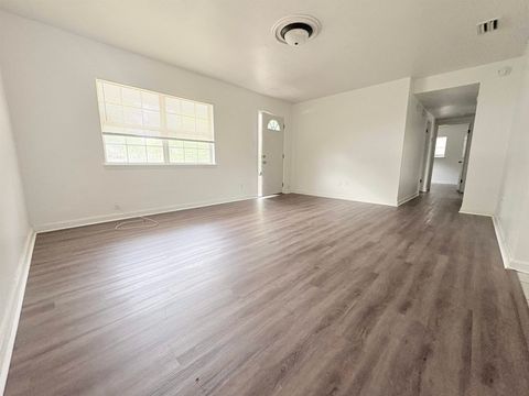 Tiny photo for 809 Briandav Street, Tallahassee, FL 32305 (MLS # 399446)