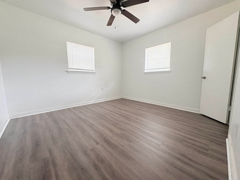 Tiny photo for 809 Briandav Street, Tallahassee, FL 32305 (MLS # 399446)