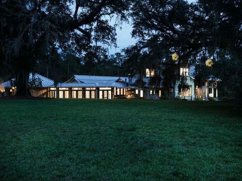 Tiny photo for 10800 Mccracken Road, Tallahassee, FL 32309 (MLS # 390208)