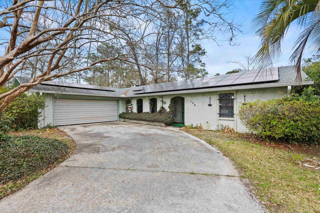 Photo of 708 BROOKRIDGE Drive, Tallahassee, FL 32305 (MLS # 396412)