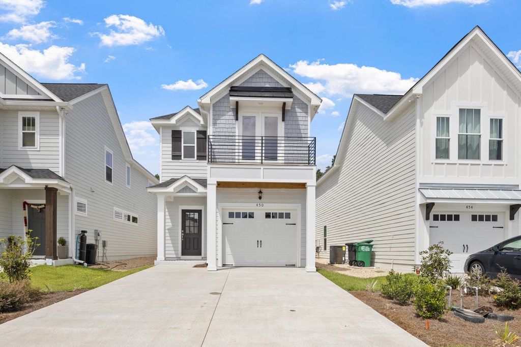 Photo of 450 Grand Oaks Road, Tallahassee, FL 32317 (MLS # 396747)