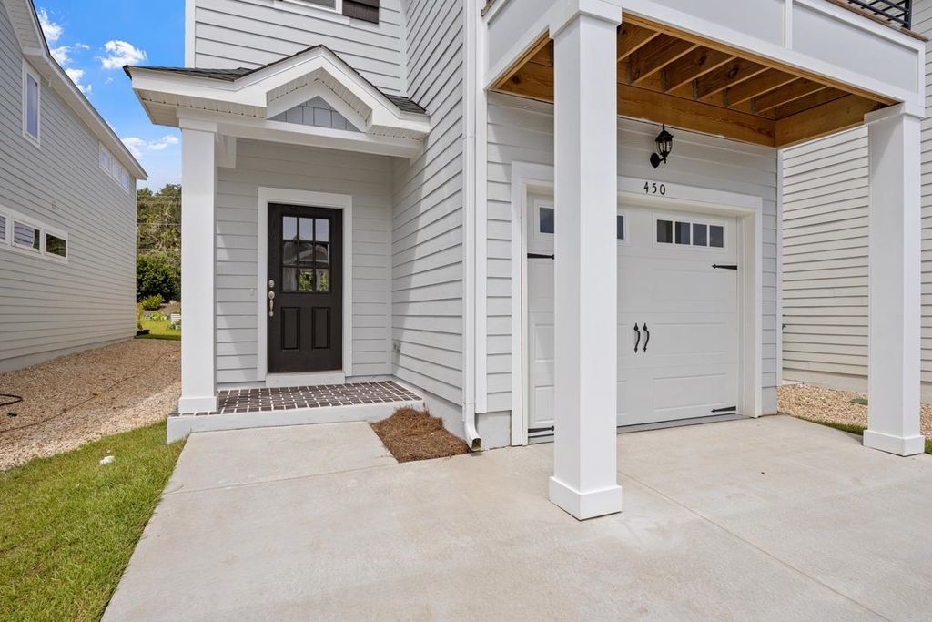 Photo of 450 Grand Oaks Road, Tallahassee, FL 32317 (MLS # 396747)