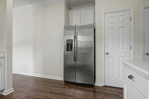 Tiny photo for 8412 WELLESLY Place, Tallahassee, FL 32312 (MLS # 400883)