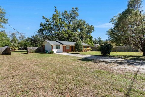 Tiny photo for 1269 SPRING CREEK Highway, Crawfordville, FL 32327 (MLS # 394434)