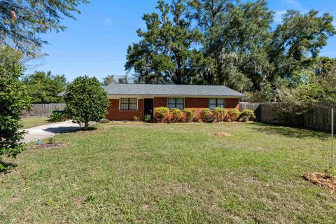 Tiny photo for 1269 SPRING CREEK Highway, Crawfordville, FL 32327 (MLS # 394434)