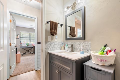 Tiny photo for 1269 SPRING CREEK Highway, Crawfordville, FL 32327 (MLS # 394434)