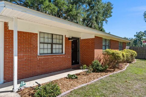 Tiny photo for 1269 SPRING CREEK Highway, Crawfordville, FL 32327 (MLS # 394434)
