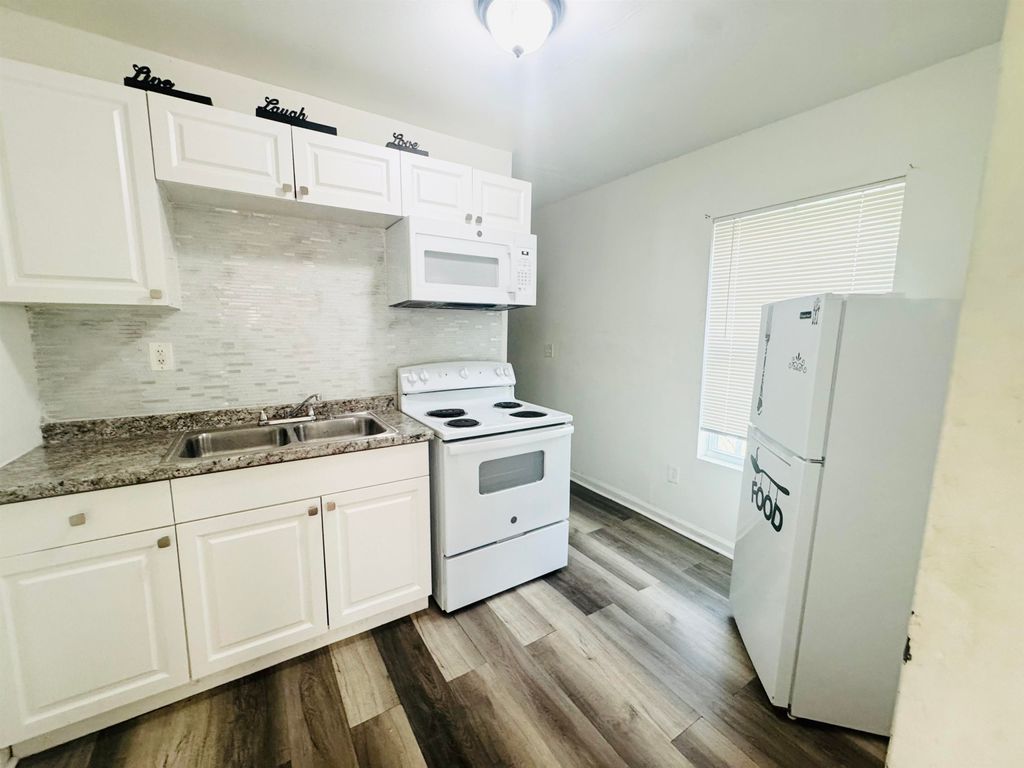 Photo of 824 Golden Street #A and B, Tallahassee, FL 32304 (MLS # 389333)