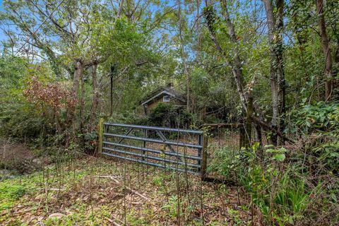 Tiny photo for 1520 &1526 LIVE OAK Drive, Tallahassee, FL 32301 (MLS # 396636)