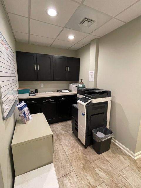 Tiny photo for 1682 Metropolitan Circle, Tallahassee, FL 32308 (MLS # 393763)