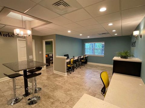 Tiny photo for 1682 Metropolitan Circle, Tallahassee, FL 32308 (MLS # 393763)