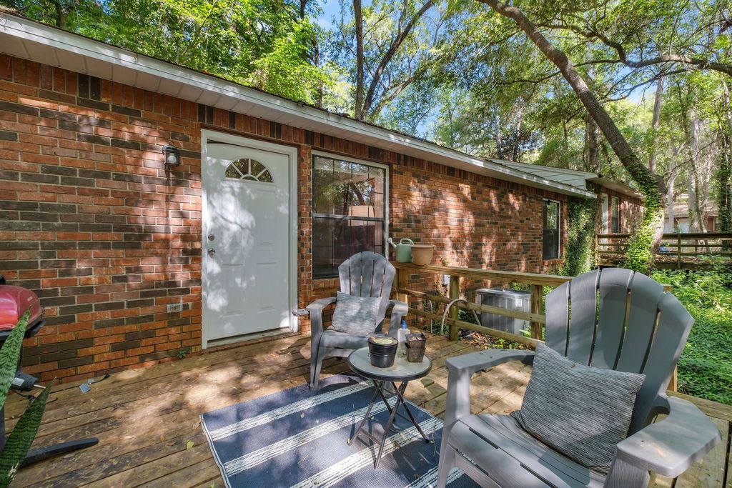 Photo of 2411 Wren Hollow Drive, Tallahassee, FL 32303 (MLS # 398970)