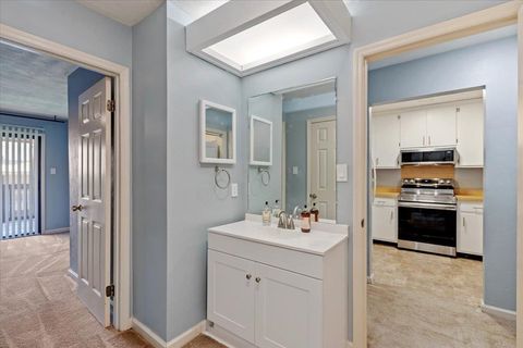 Tiny photo for 216 Dixie Drive #6, Tallahassee, FL 32304 (MLS # 399498)