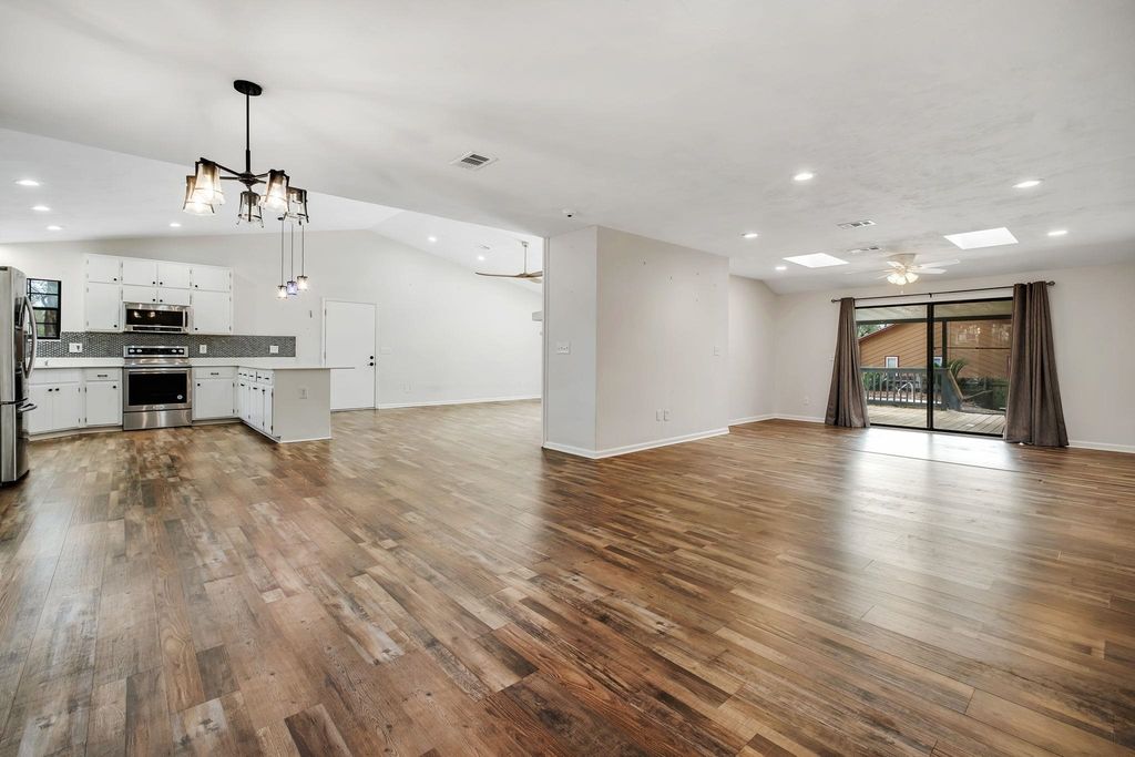 Photo of 3141 N Shannon Lakes Drive, Tallahassee, FL 32309 (MLS # 398578)