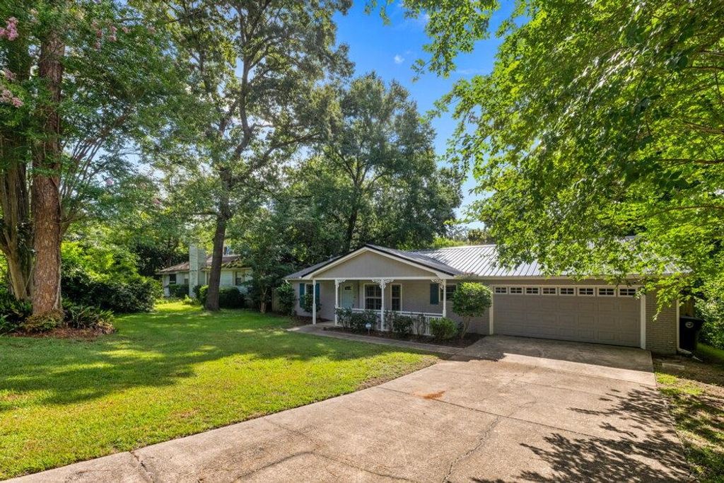 Photo of 6455 Joe Cotton Trail, Tallahassee, FL 32309 (MLS # 398080)