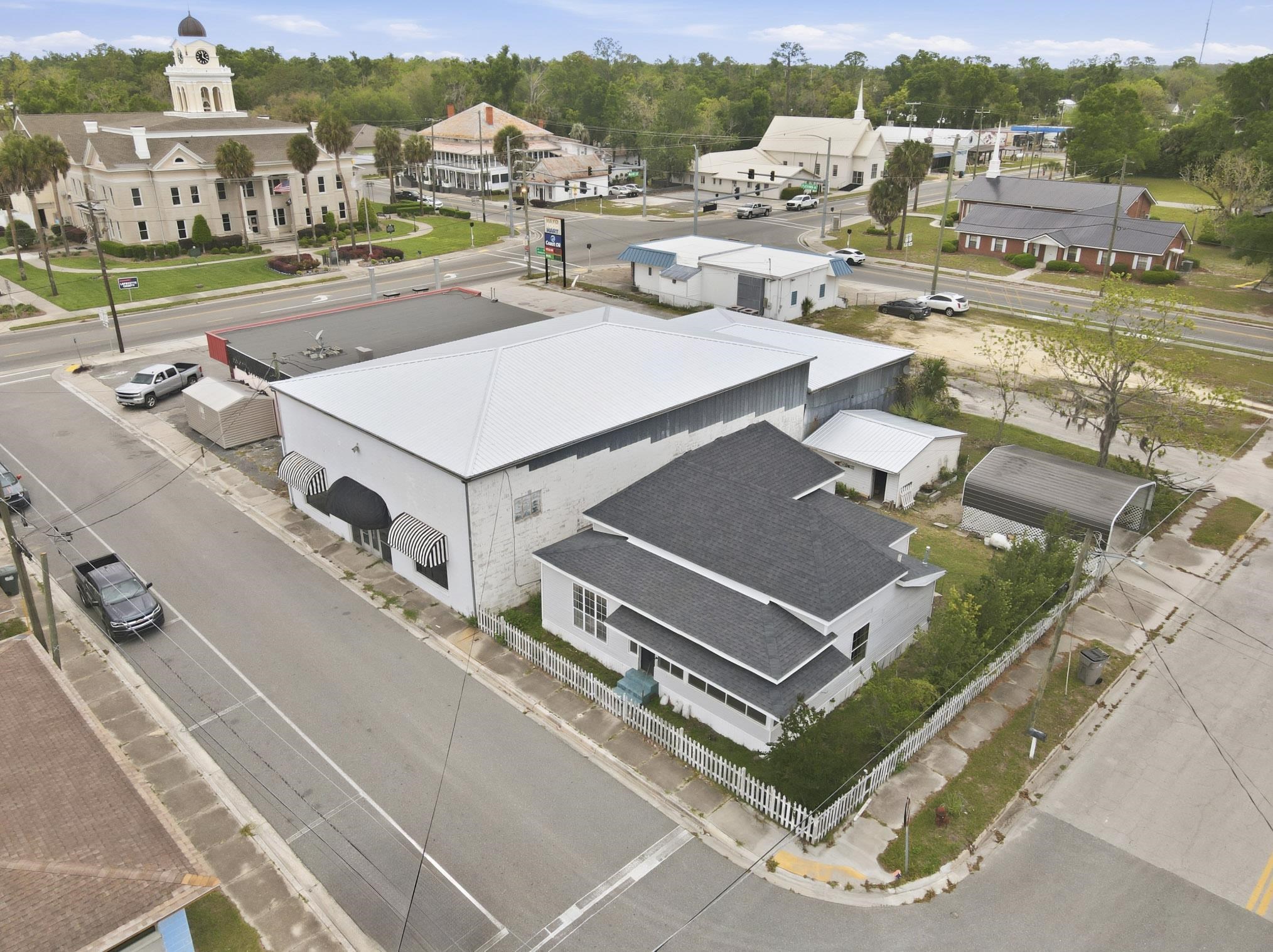 133 SW Monroe Avenue