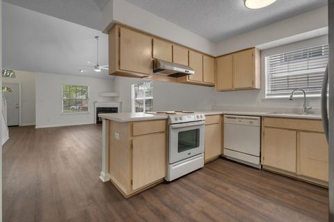 Tiny photo for 3007 Royal Palm Way, Tallahassee, FL 32309 (MLS # 398068)