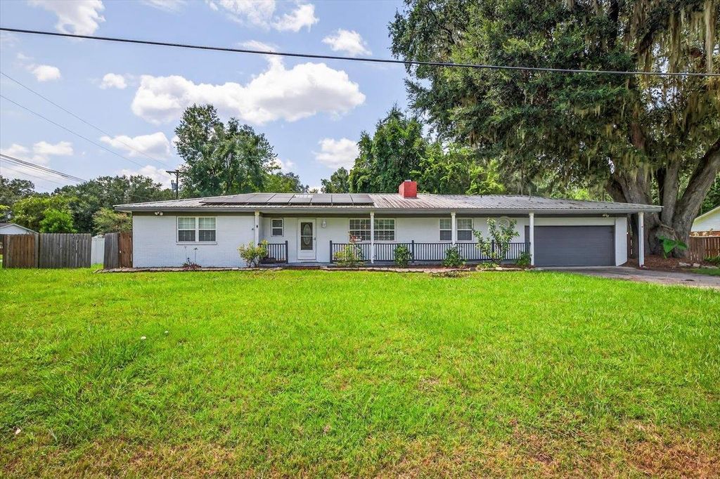 Photo of 4214 Woodcrest Drive, Tallahassee, FL 32303 (MLS # 390414)