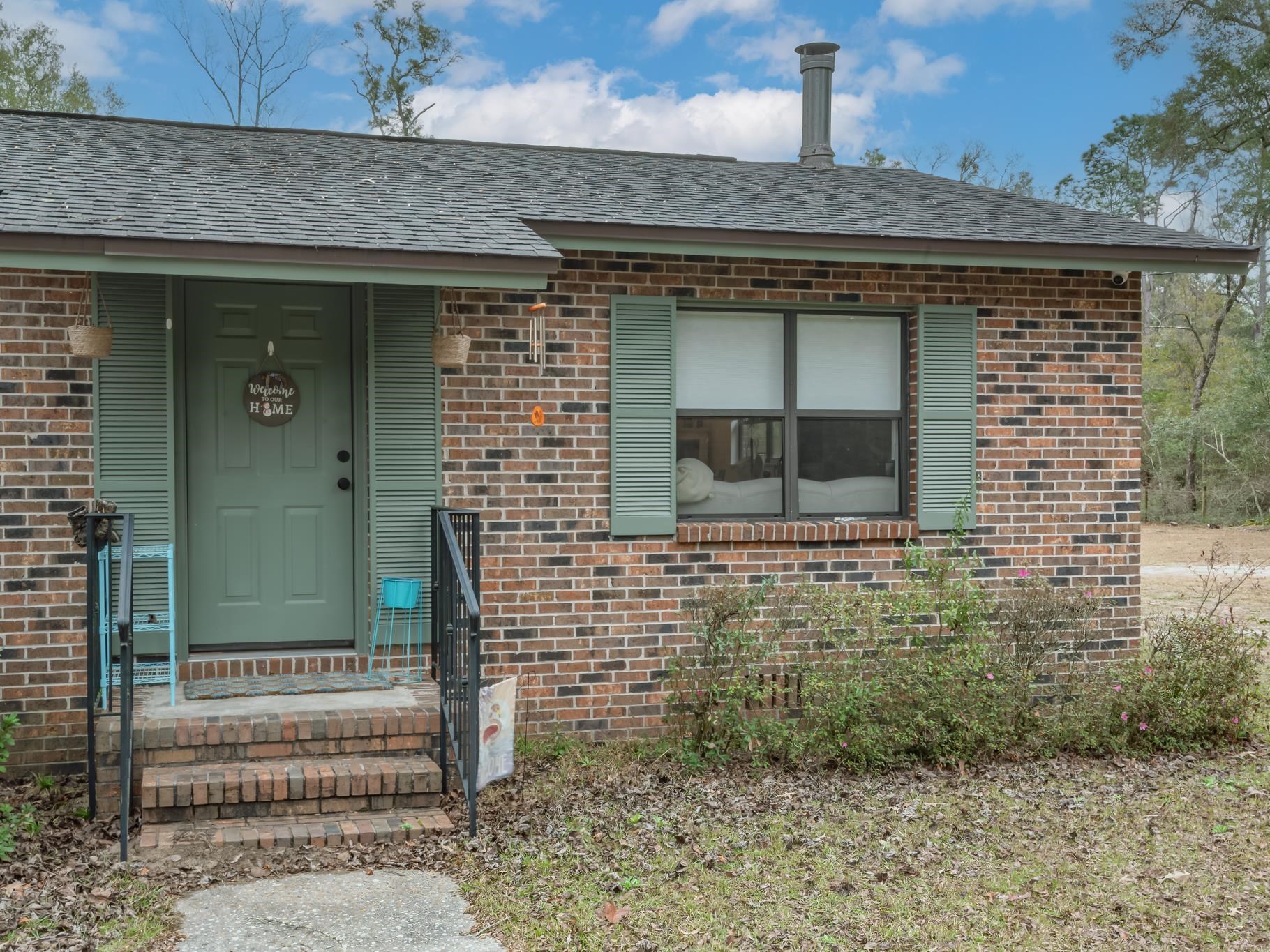 112 G F McKenzie Lane