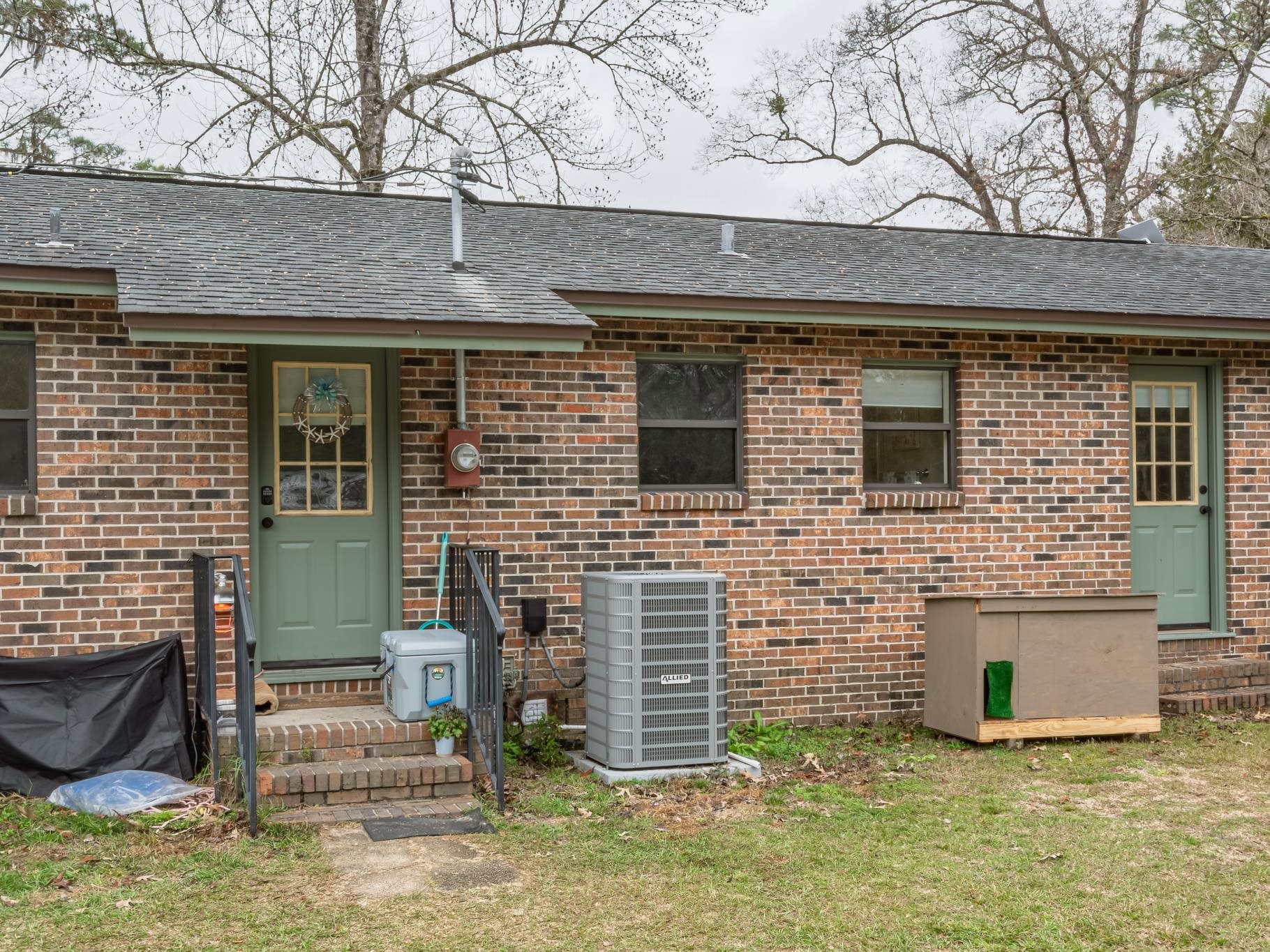 112 G F McKenzie Lane