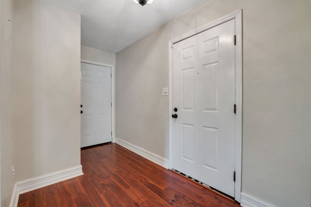 Photo of 2002 TRESCOTT Drive, Tallahassee, FL 32308 (MLS # 398918)