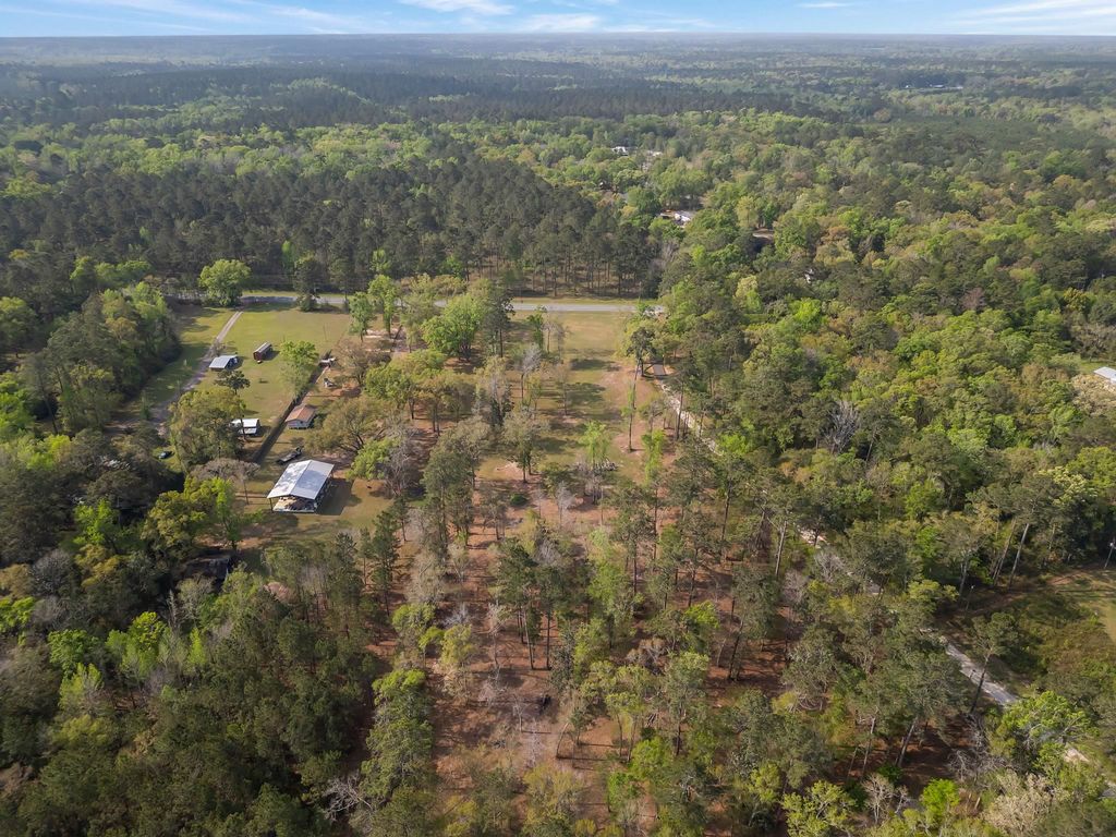 Photo of 32 Heather Lane Lane, Havana, FL 32333 (MLS # 397888)