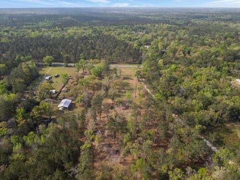 Tiny photo for 32 Heather Lane Lane, Havana, FL 32333 (MLS # 397888)